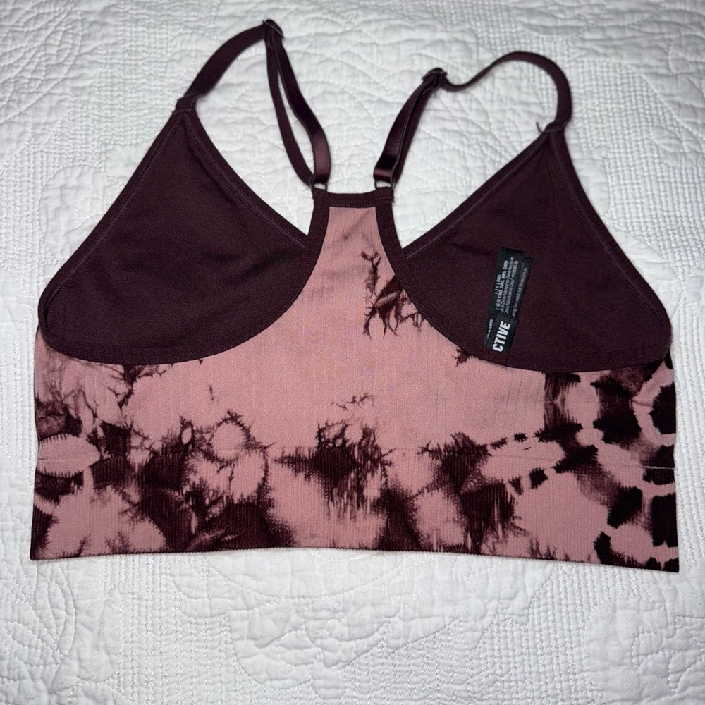 💚PINK Tie-Dye Sports Bra - Pink and Maroon - Picture 2 of 4